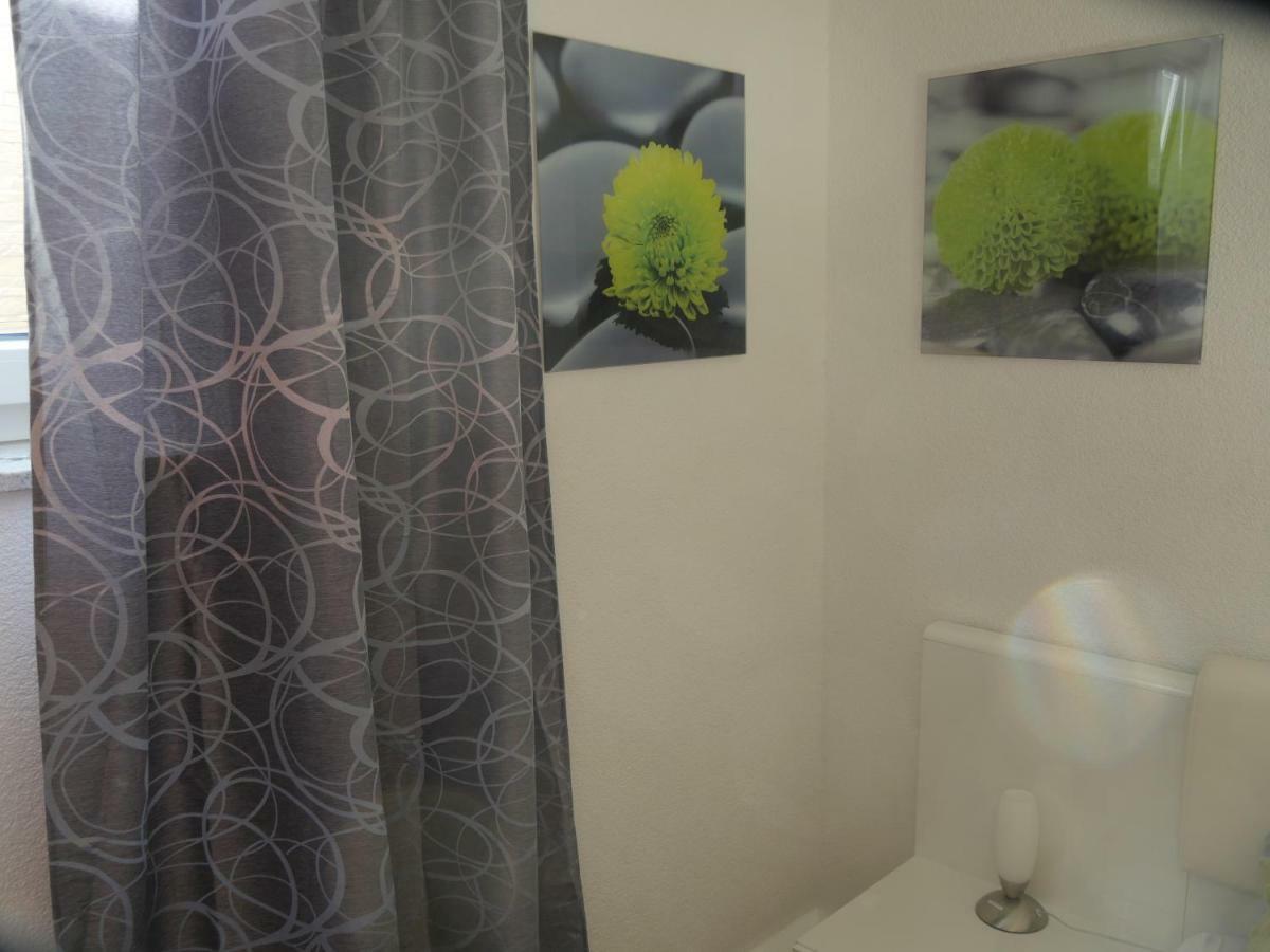 Apartment Falvig Inkl. Kueche Bad Schonborn Kültér fotó